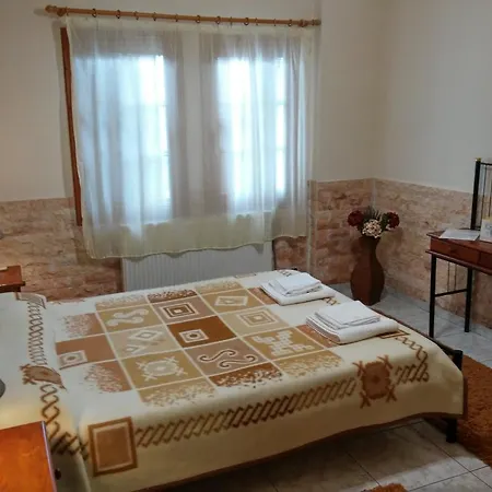 Astromeria 3* Makrirrákhi