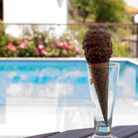 Astromeria Makrirrákhi