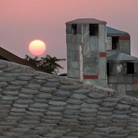 Astromeria 3* Makrirrákhi