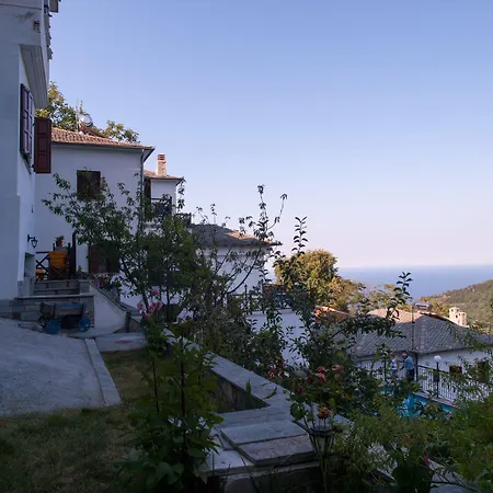 Astromeria מלון 3*