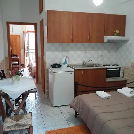 αστρομέρια Μακρυράχη