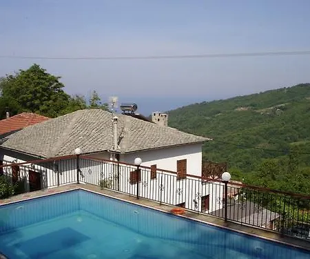 Astromeria מלון 3*