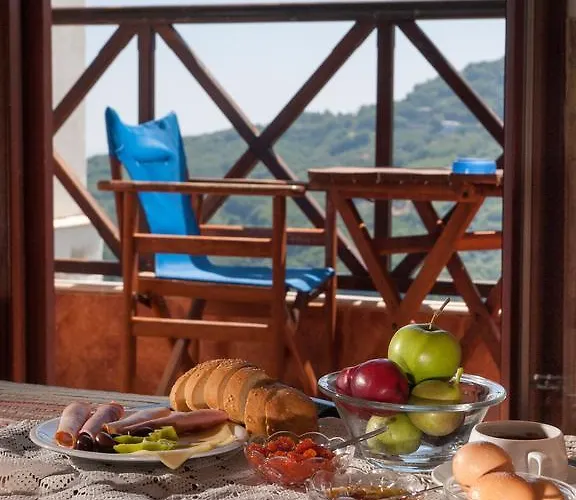 Astromeria Makrirrakhi