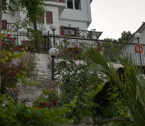 Astromeria Hotel Makrirrakhi