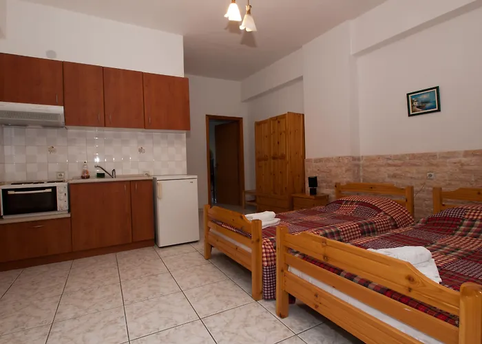 Astromeria Hotel Makrirrakhi