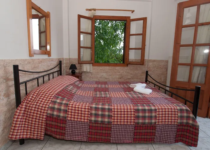 Astromeria Makrirrakhi